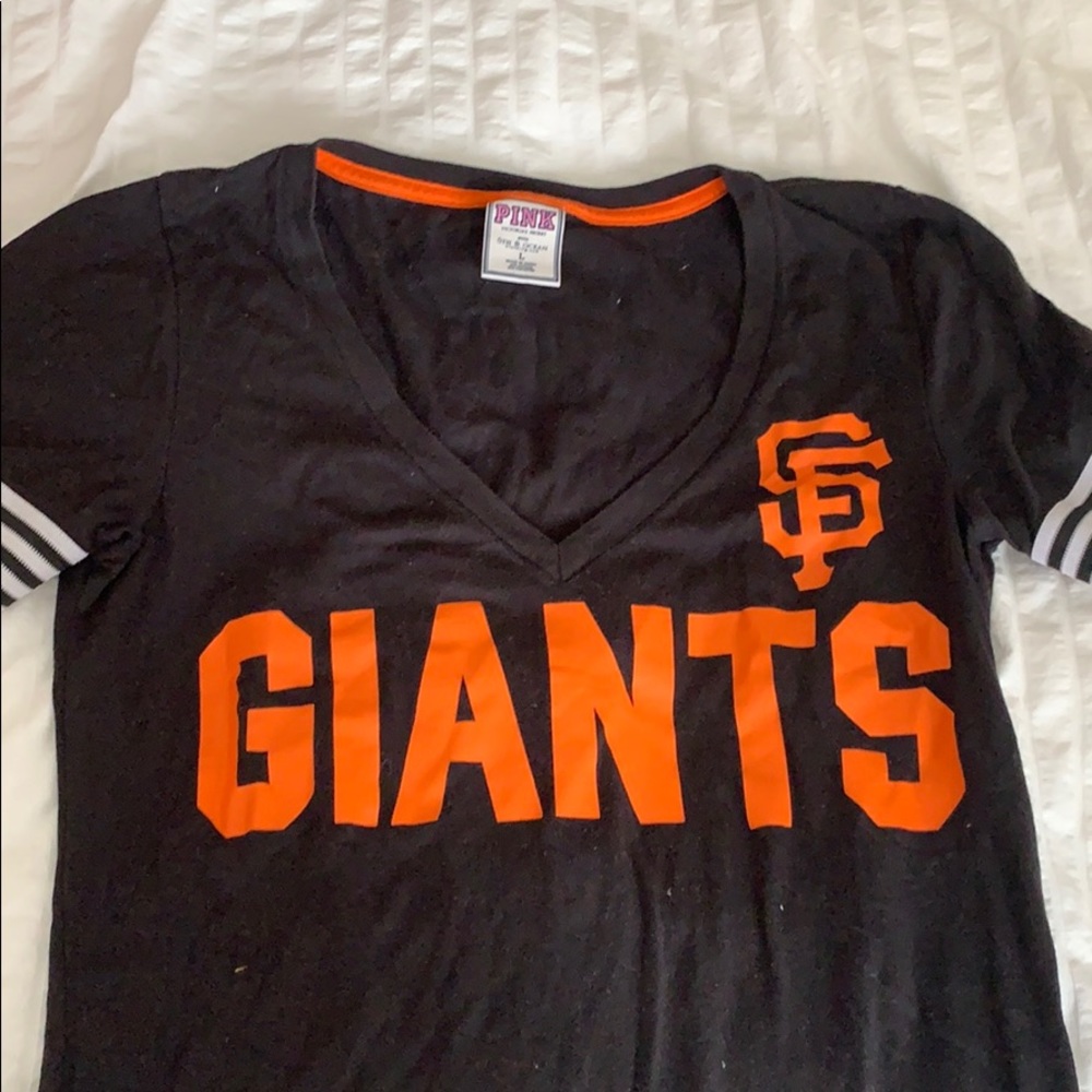 VS Pink SF Giants Vneck
